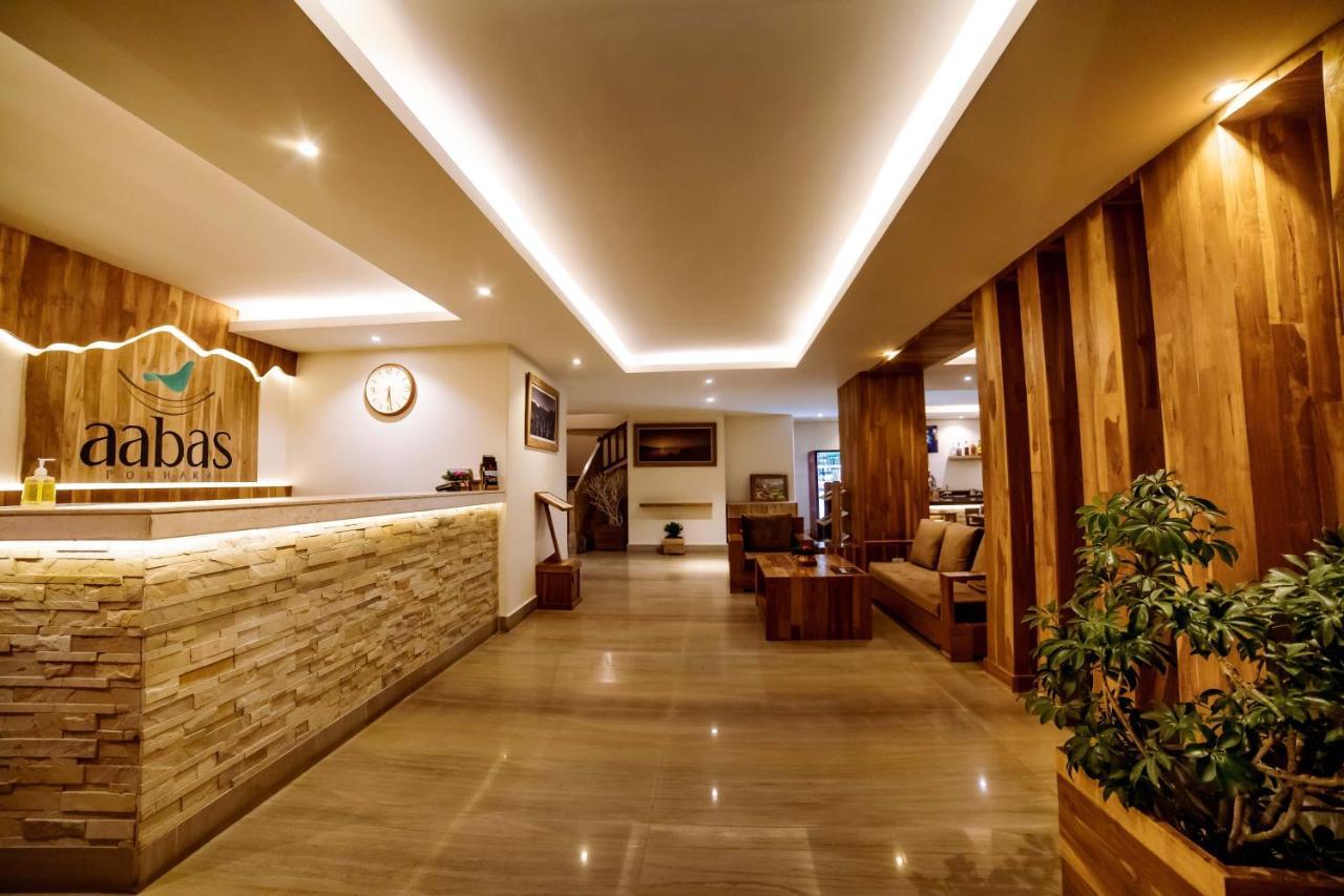 Готель Aabas Pokhara By Barahi Hospitality Екстер'єр фото